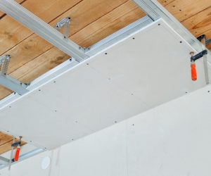 Installation of suspended ceiling